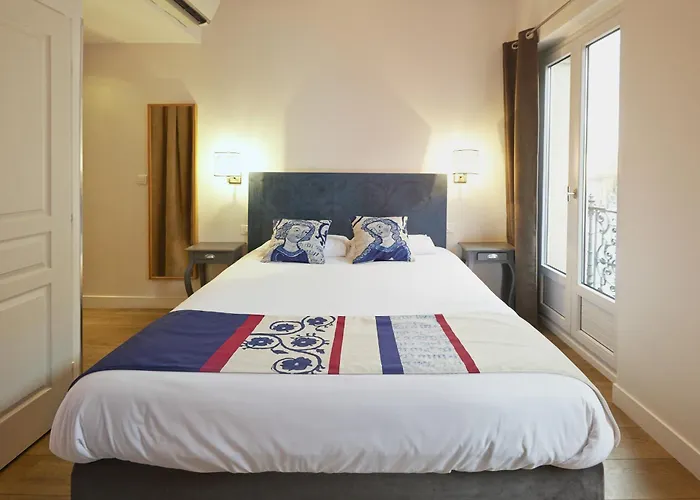 サン セルナン ホテル