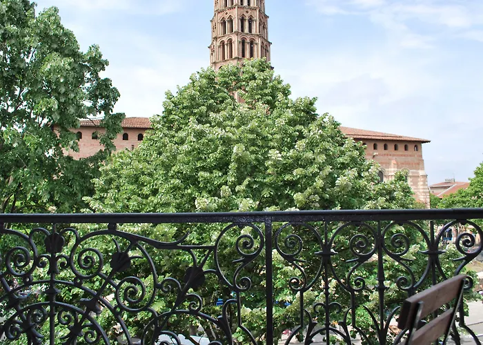 サン セルナン 3* トゥールーズ