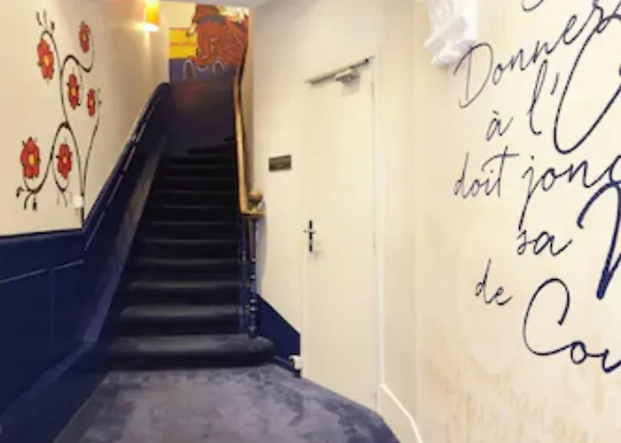 ホテル サン セルナン 3*