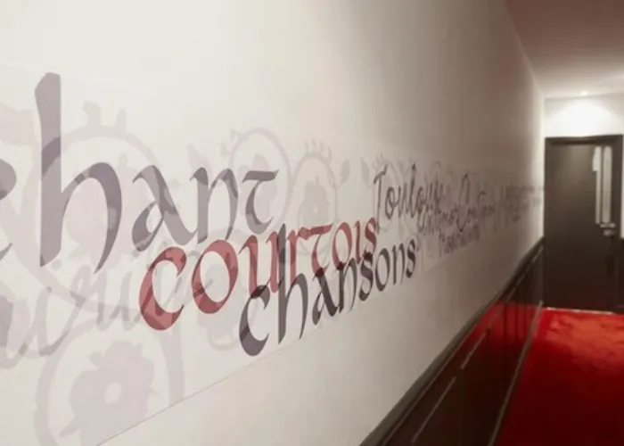 サン セルナン ホテル