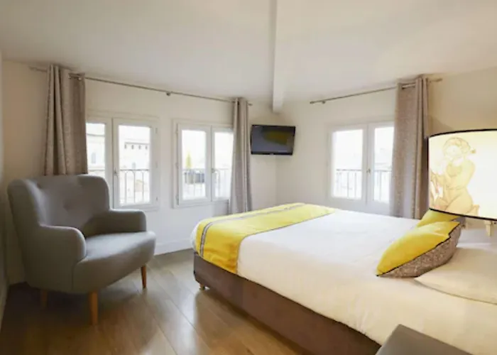 サン セルナン ホテル 3*