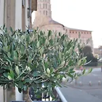 Hotel St Sernin 3*