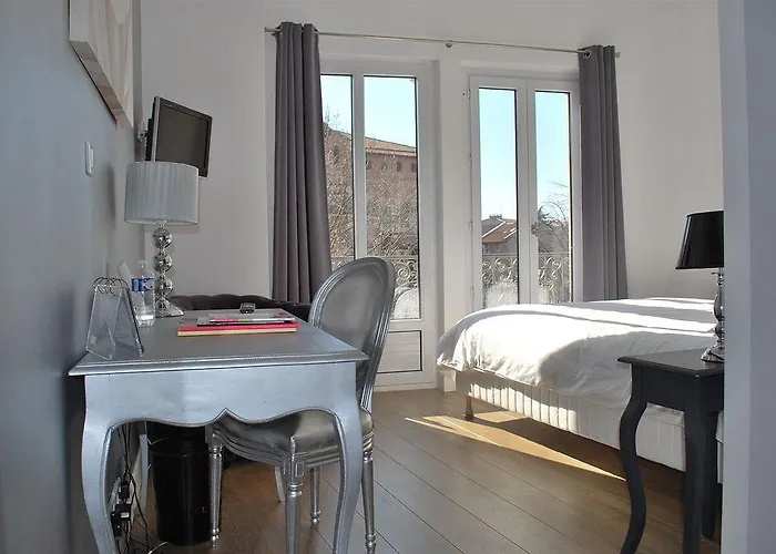 St Sernin Hotel